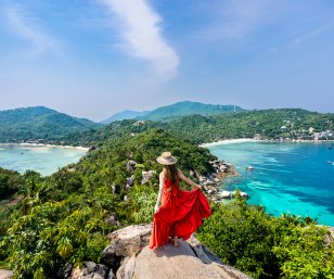 Exhibition travel support in Dubai for business teams and exhibitors